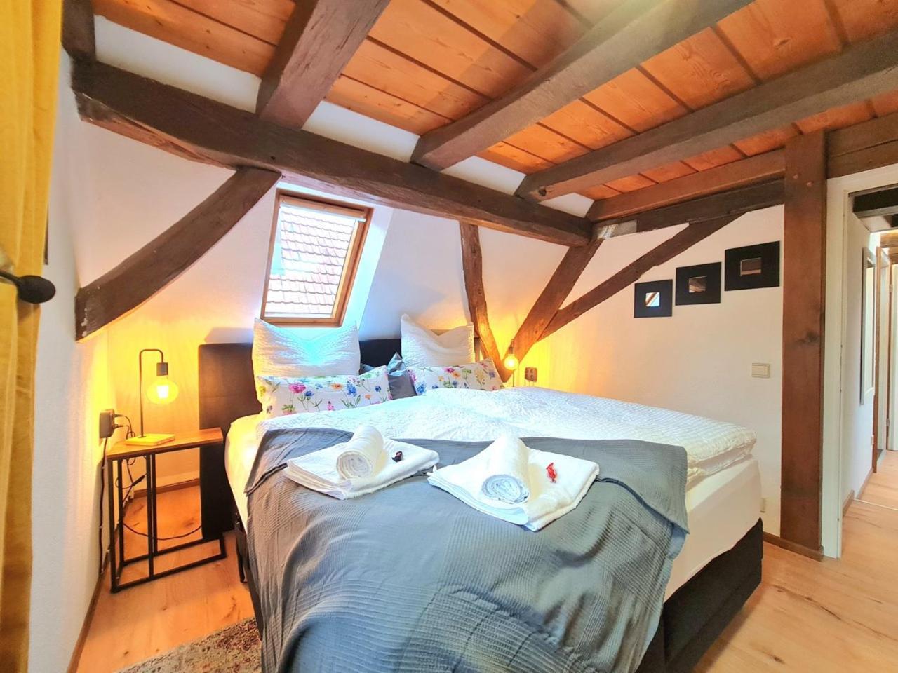 Avahome: Haus Fuer 16, Wlan, Parkplaetze, Netflix, Nespresso Kandel Exterior foto