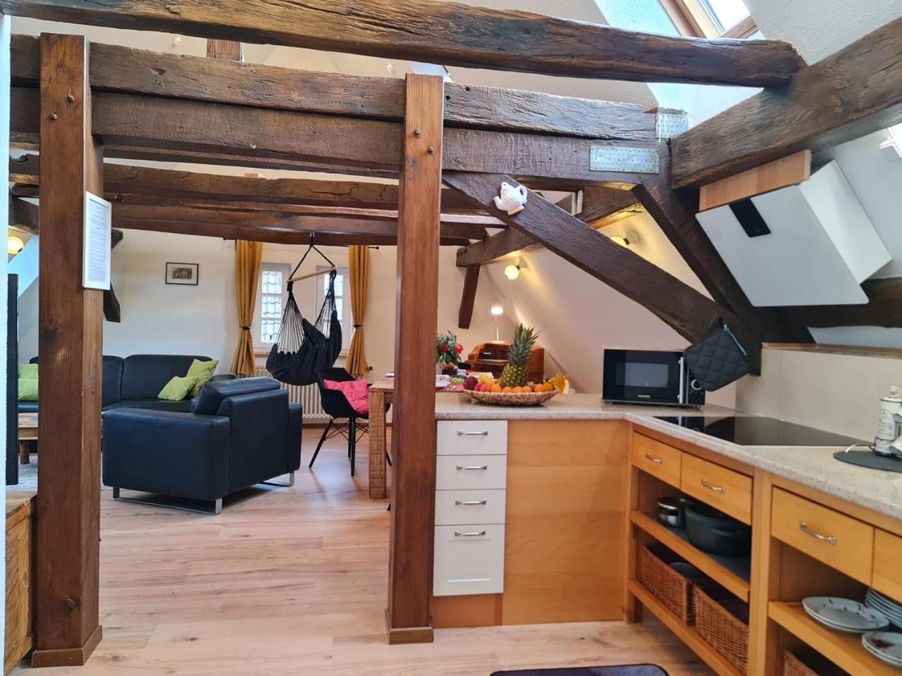 Avahome: Haus Fuer 16, Wlan, Parkplaetze, Netflix, Nespresso Kandel Habitación foto